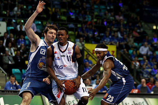 主场观众人 主场观众人