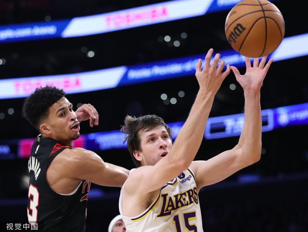 小卡舅舅 小卡舅舅