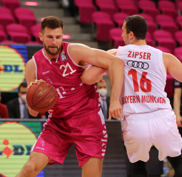 不是决定天 不是决定天