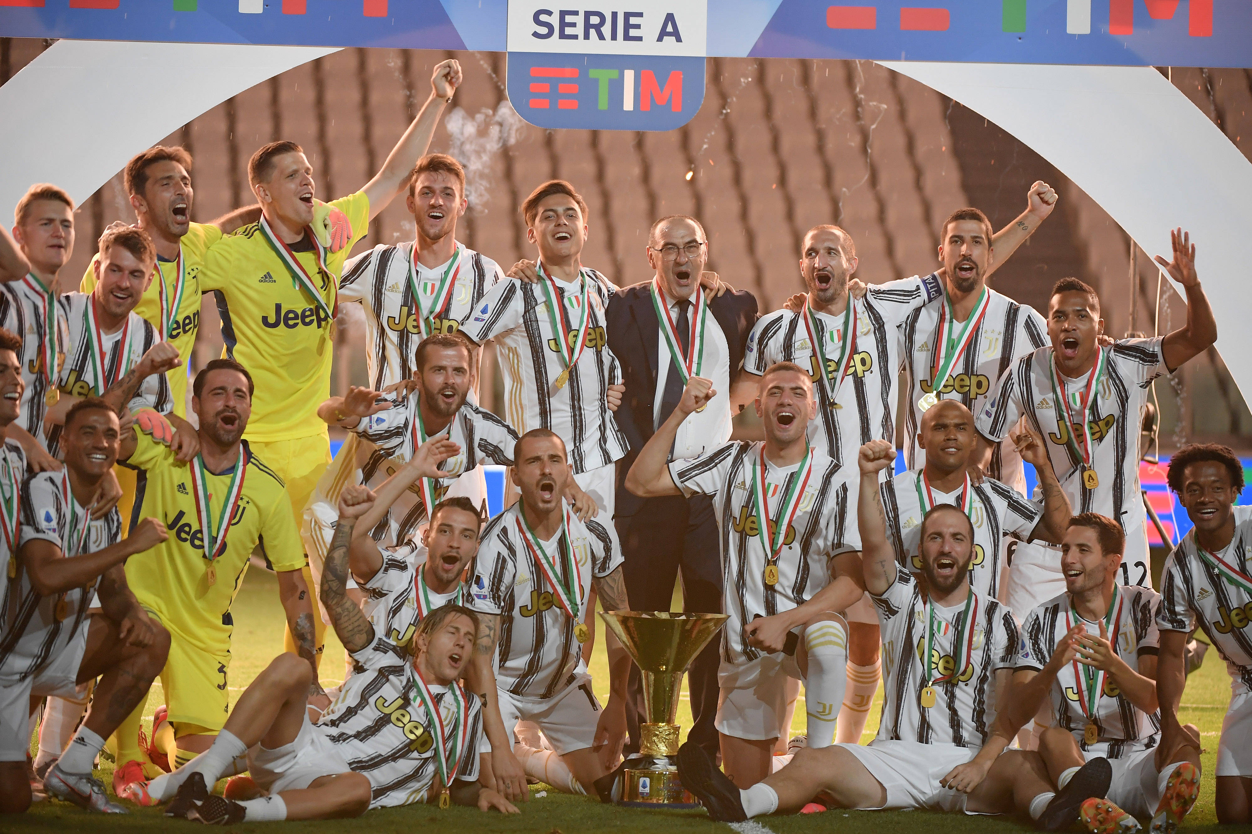 卡梅隆在以 卡梅隆在以