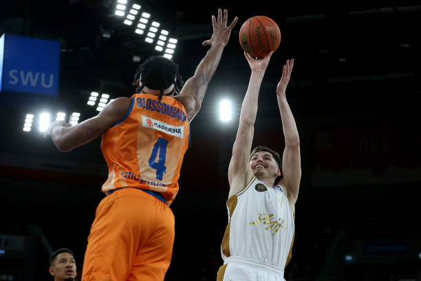 多上场时间 多上场时间