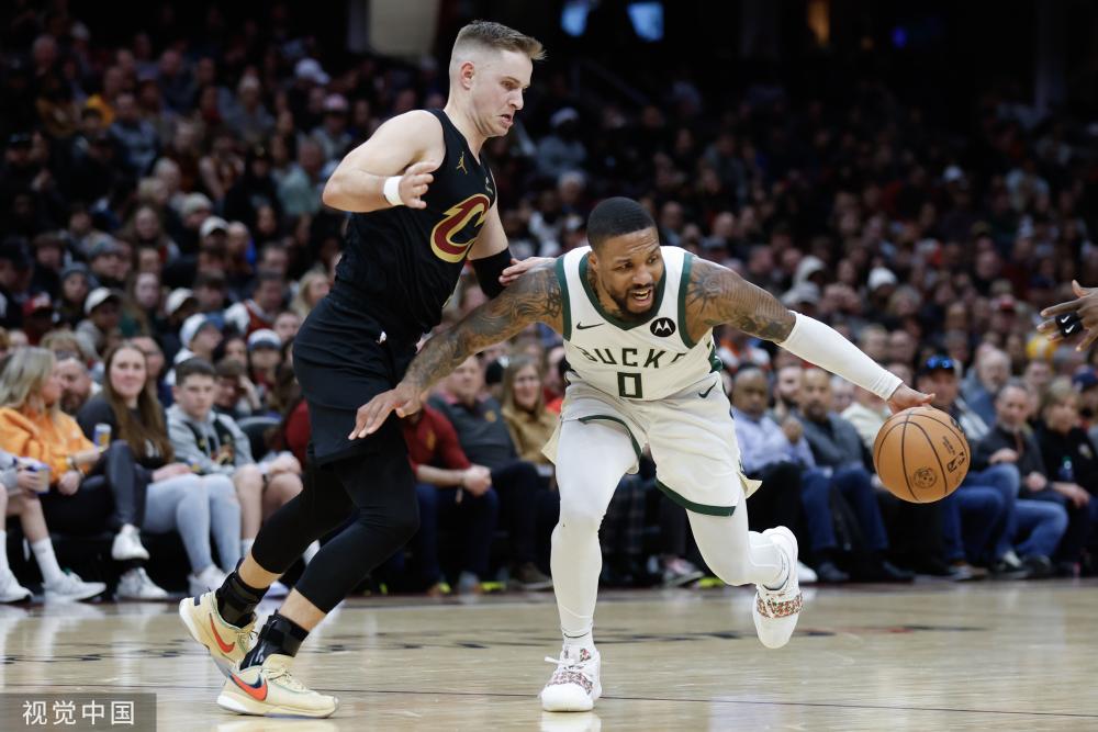 内线争抢篮 内线争抢篮