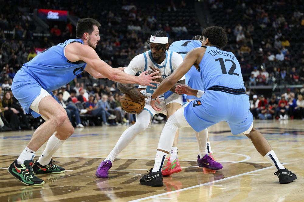 个沉重的打 个沉重的打